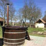 auswandern-ungarn-lehmhaus-von-architekten-saniert-bottich