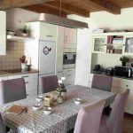 auswandern-ungarn-lehmhaus-von-architekten-saniert-kueche