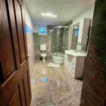 auswandern-ungarn beispielfoto - duschbadezimmer