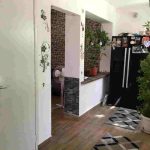 auswandern-ungarn-haus-gemuesegarten-nebengebaeude-in-kleinstadt-suedungarn-flur-offene-kueche