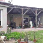 auswandern-ungarn-haus-gemuesegarten-nebengebaeude-in-kleinstadt-suedungarn-terrasse