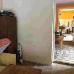 auswandern-ungarn-kleines-haus-grosses-grundstück-suedungarn-blick-richtung-kueche